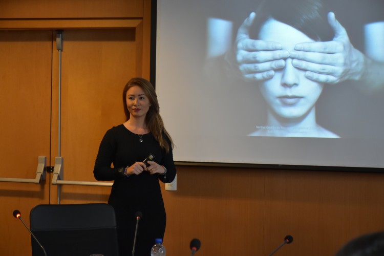 A palestrante Letícia Sugai ministrou a palestra "Empreendedorismo Acadêmico: Compliance como Mecanismo de Mudança Cultural na Formação do Profissional Contábil"